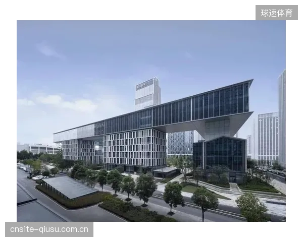 永久性的钢筋混凝土巨构将被淘汰，取而代之的是能够根据城市发展和社区需求变化而灵活调整的轻量化建筑